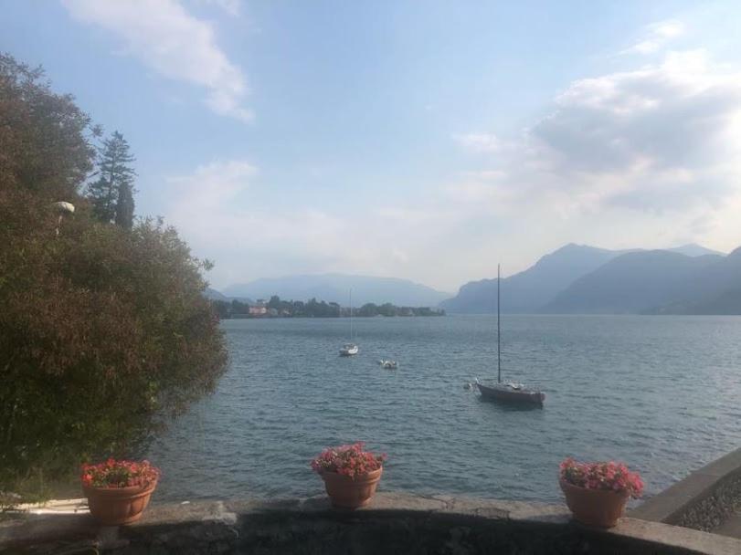 Casa Rosa Lägenhet Dervio Exteriör bild