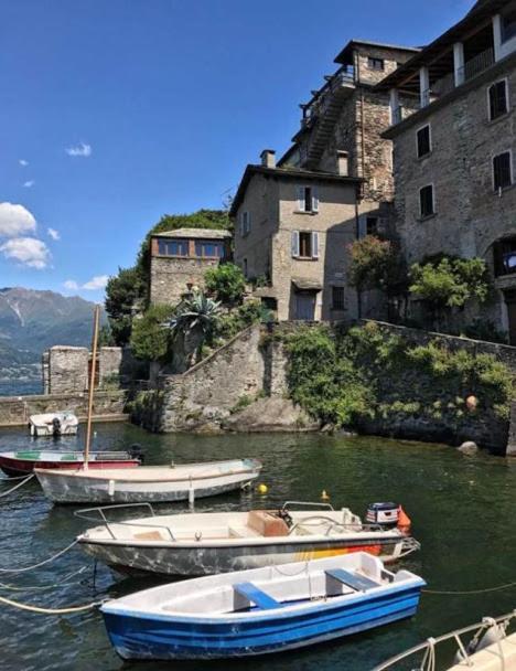 Casa Rosa Lägenhet Dervio Exteriör bild