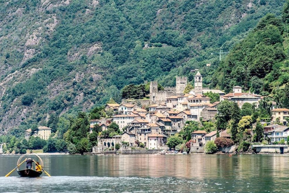 Casa Rosa Lägenhet Dervio Exteriör bild